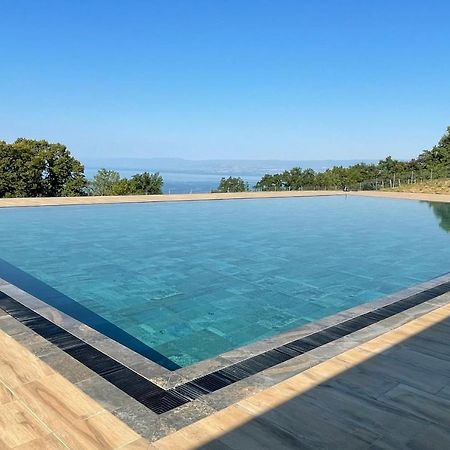 Les Terrasses De Lavaux 1 - Appartement De Luxe Avec Vue Panoramique Et Piscine Puidoux Ngoại thất bức ảnh